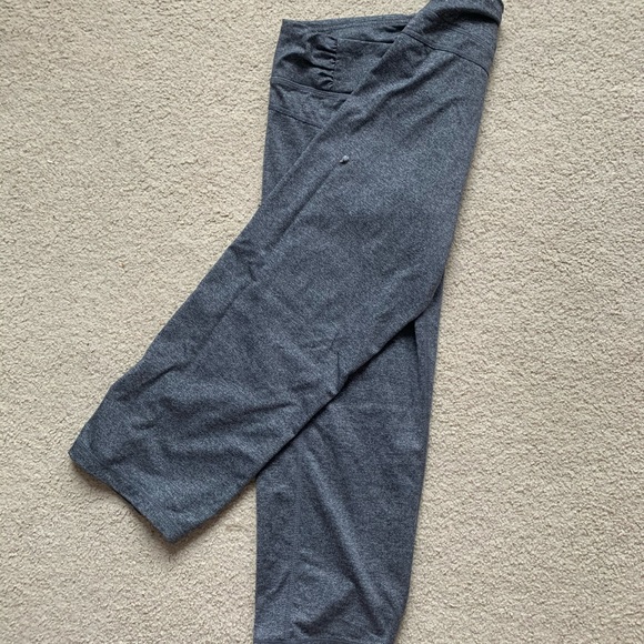 Kirkland grey tights - Picture 3 of 3